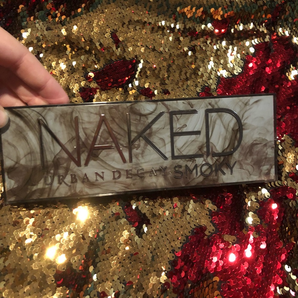 Urban decay naked Smokey pallet
